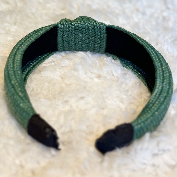 Green headband - Picture 3 of 4
